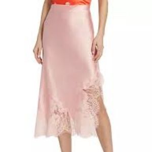 NWT Alice + Olivia lace skirt